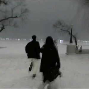 美女露大乳揉下部㊙️18禁跳舞
